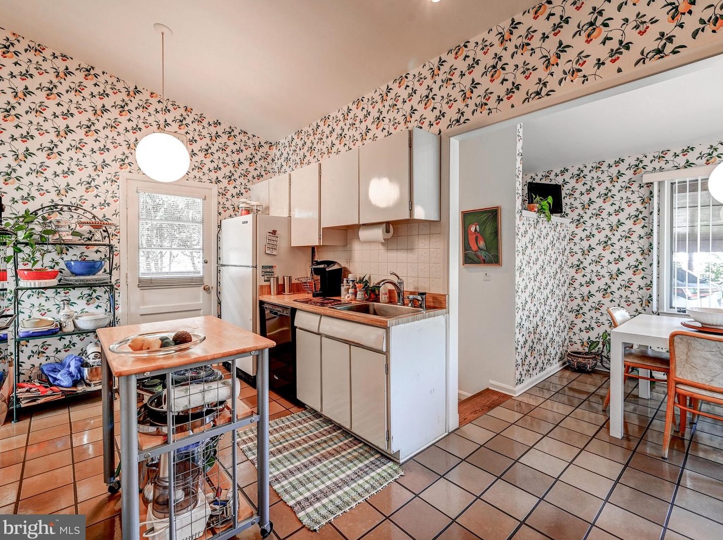 2417 Hunt Dr, Baltimore MD 21209-1547 exterior