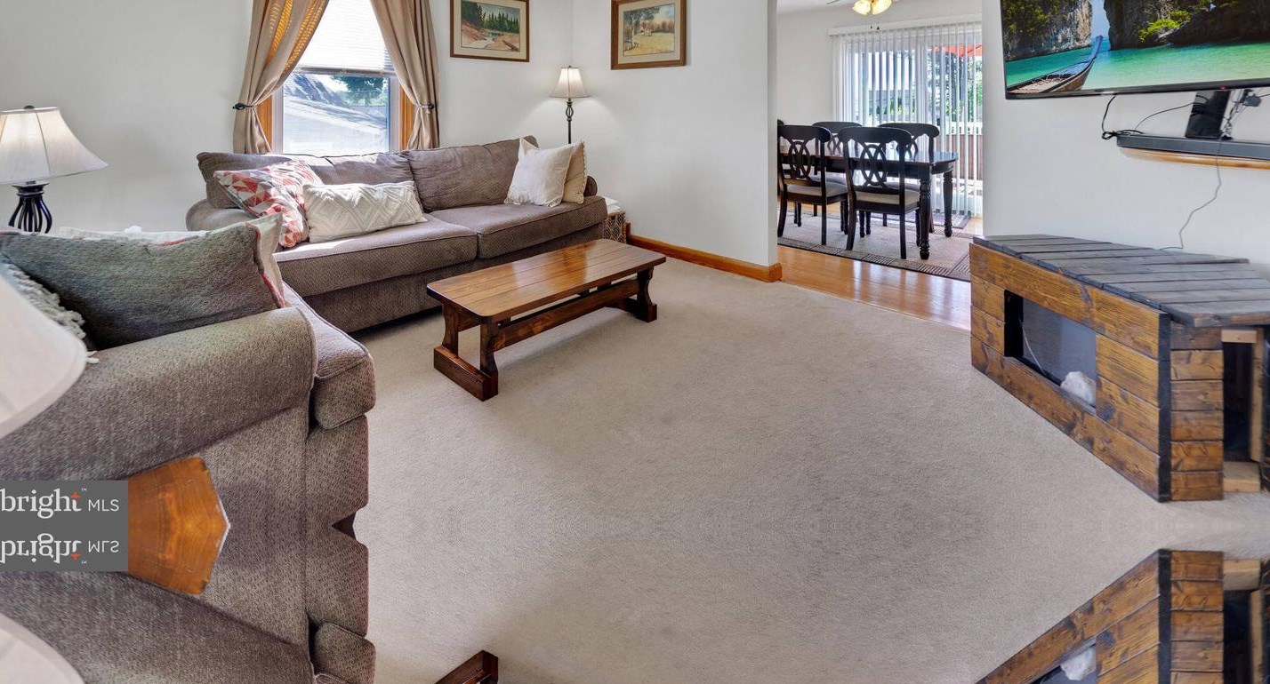 1251 Oakland Ter Rd, Baltimore MD  21227-2845 exterior