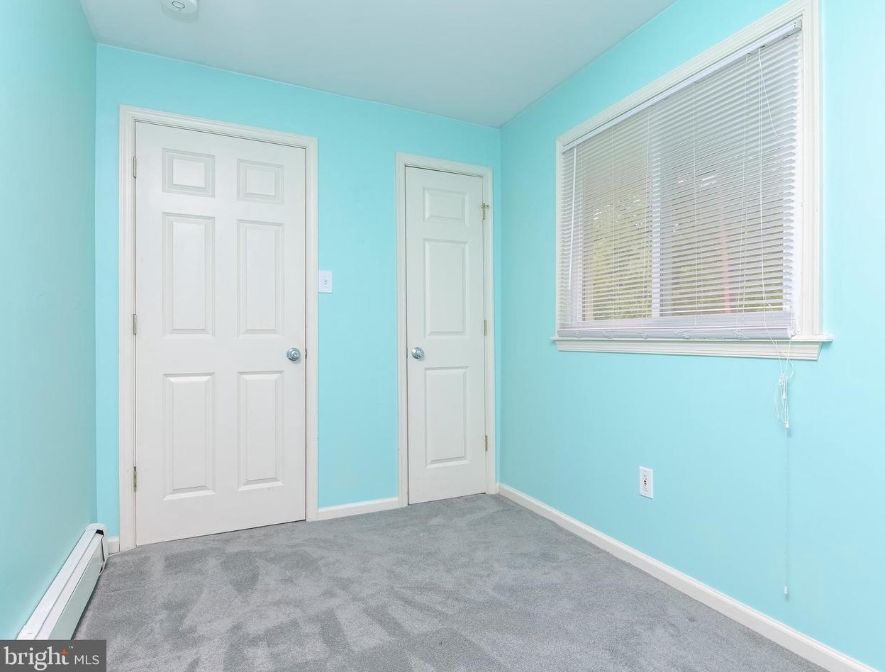 1304 Wilson Point Rd, Baltimore MD 21220-5514 exterior