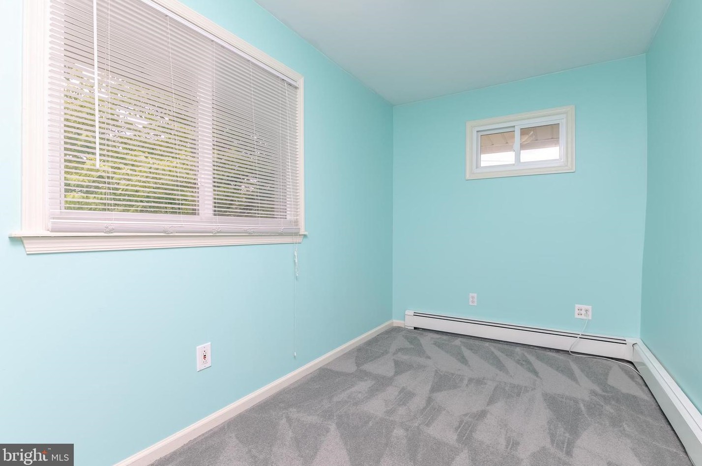 1304 Wilson Point Rd, Baltimore MD 21220-5514 exterior