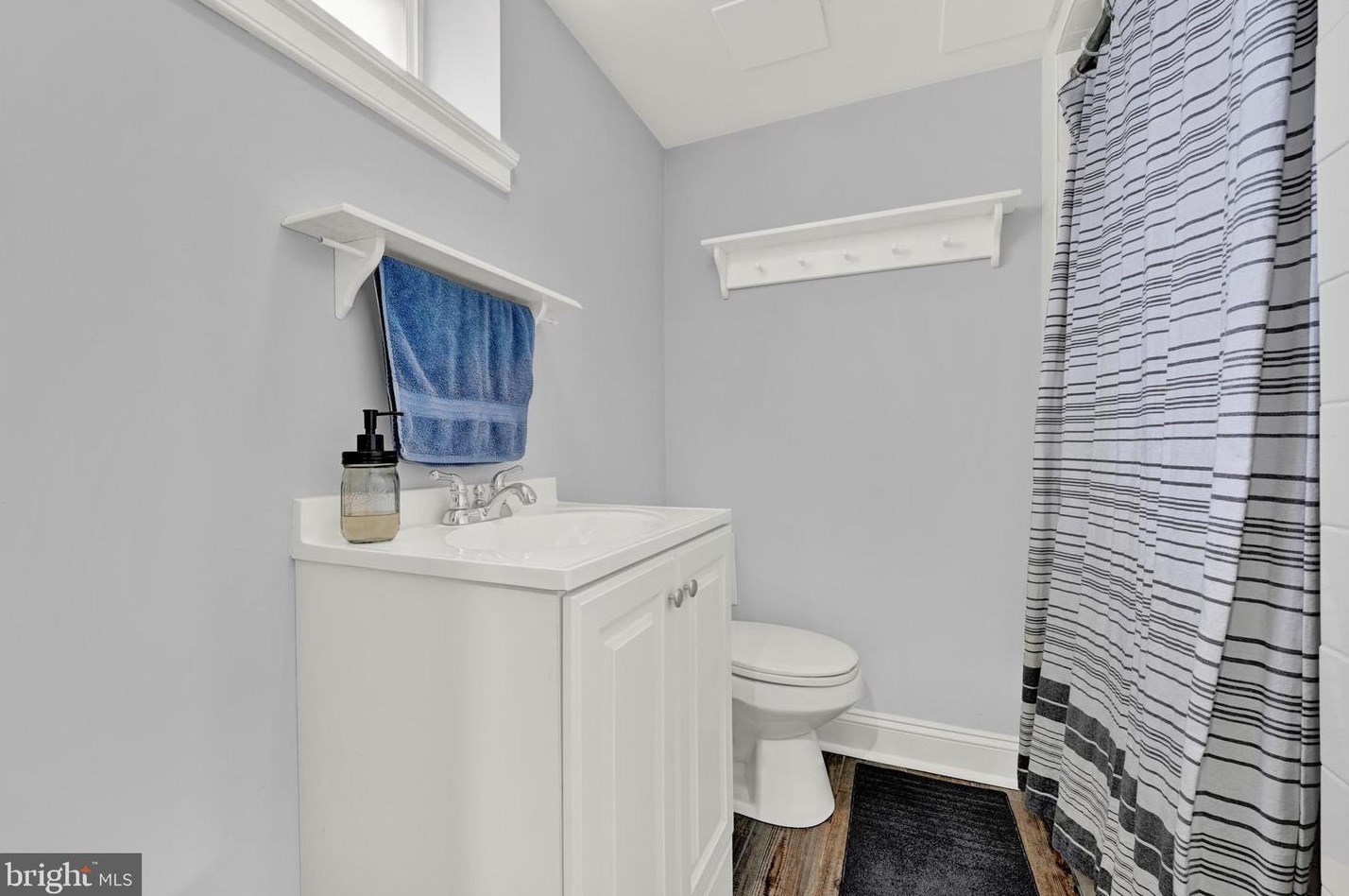 8710 Maravoss Ln, Baltimore MD  21234-4726 exterior