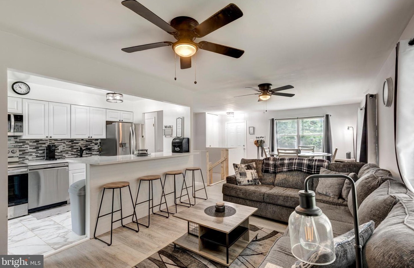 319 Stafford Dr, Baltimore MD  21228-3641 exterior