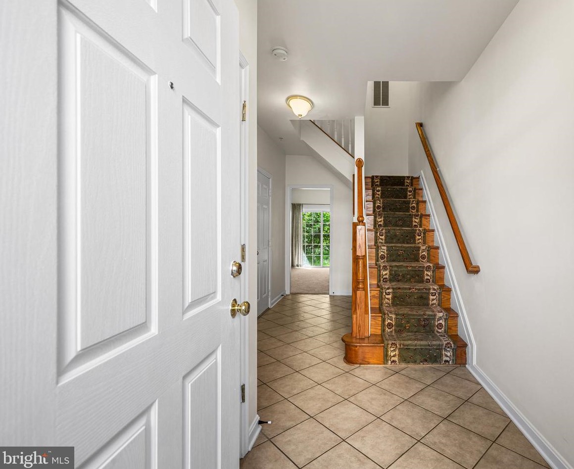 129 Hearth Ct, Baltimore MD  21212-1368 exterior