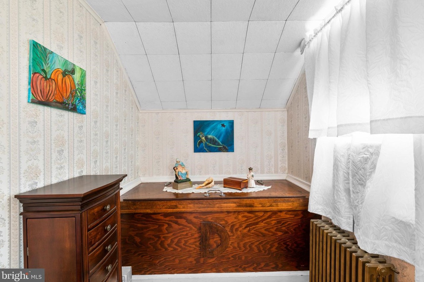 5576 Ashbourne Rd, Baltimore MD 21227-2814 exterior