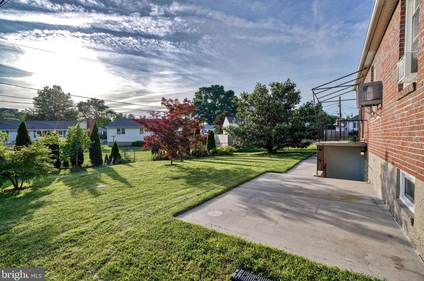 8808 Richmond Ave, Baltimore MD 21213-1145 exterior