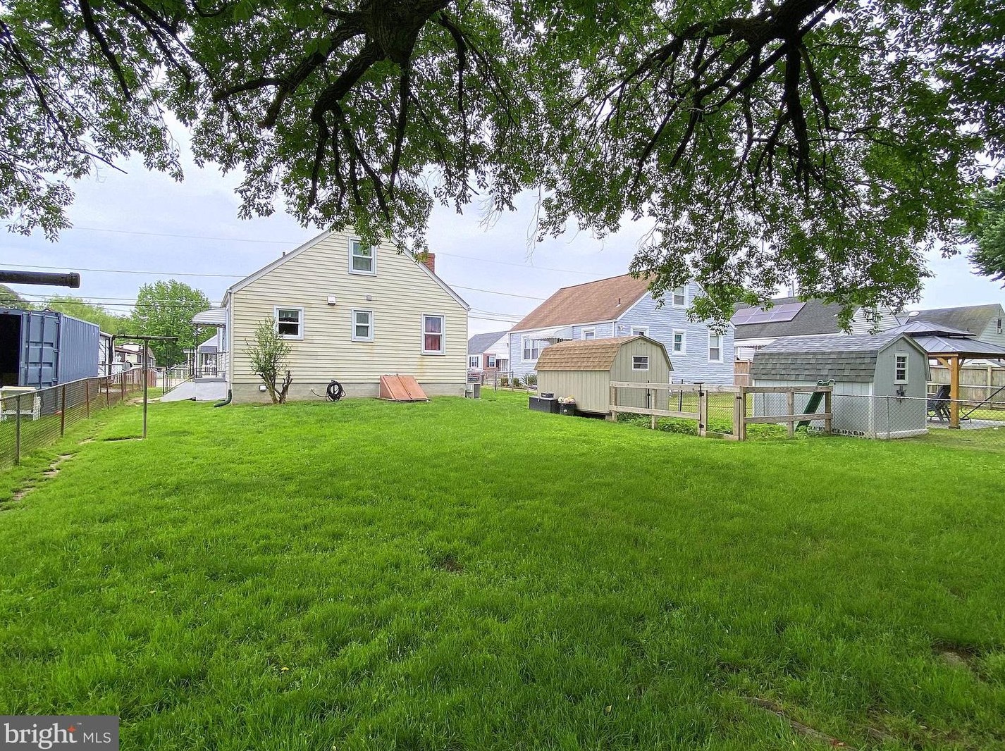 404 Taylor Ave, Baltimore MD 21228-2200 exterior