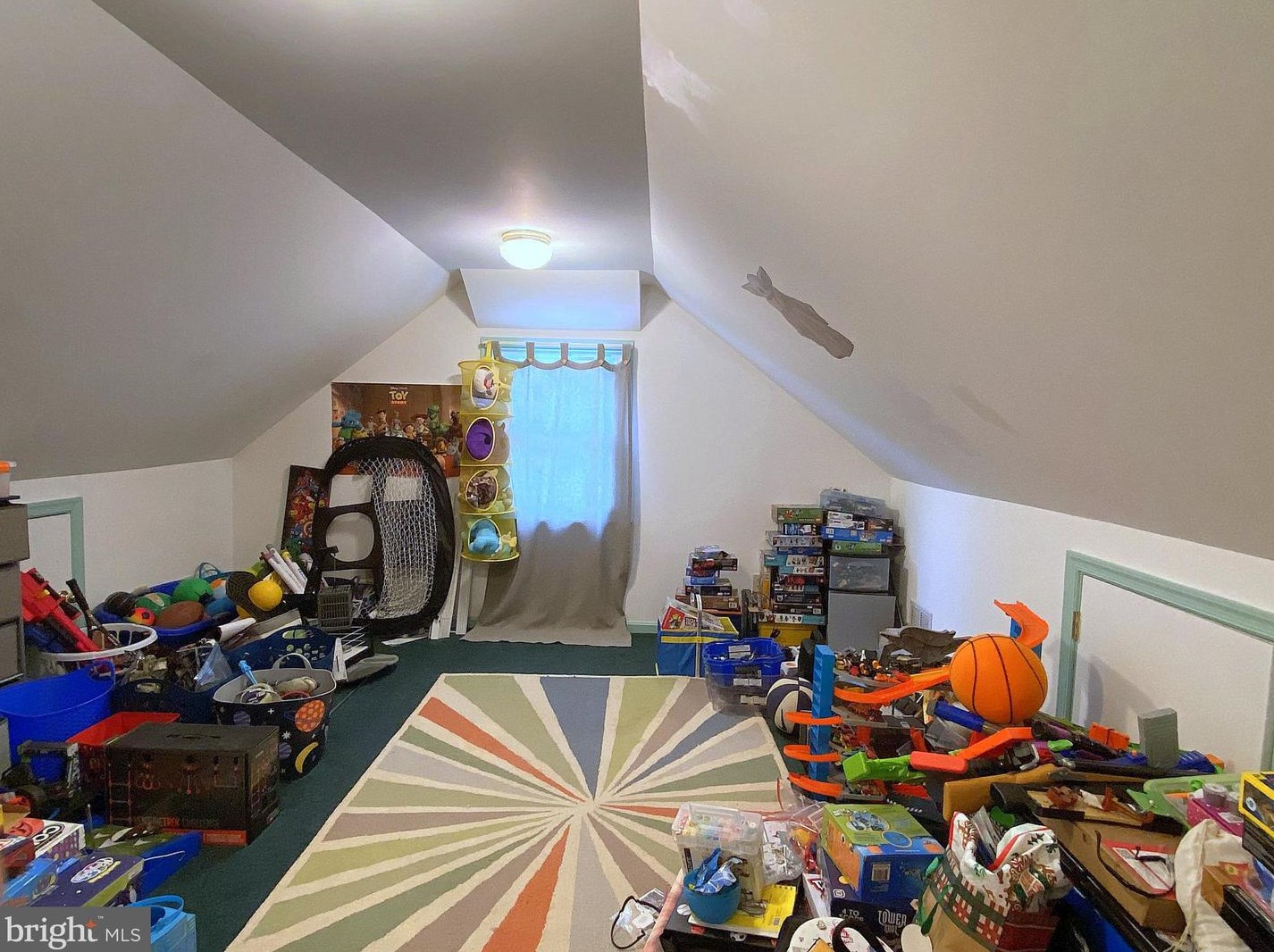 404 Taylor Ave, Baltimore MD 21228-2200 exterior