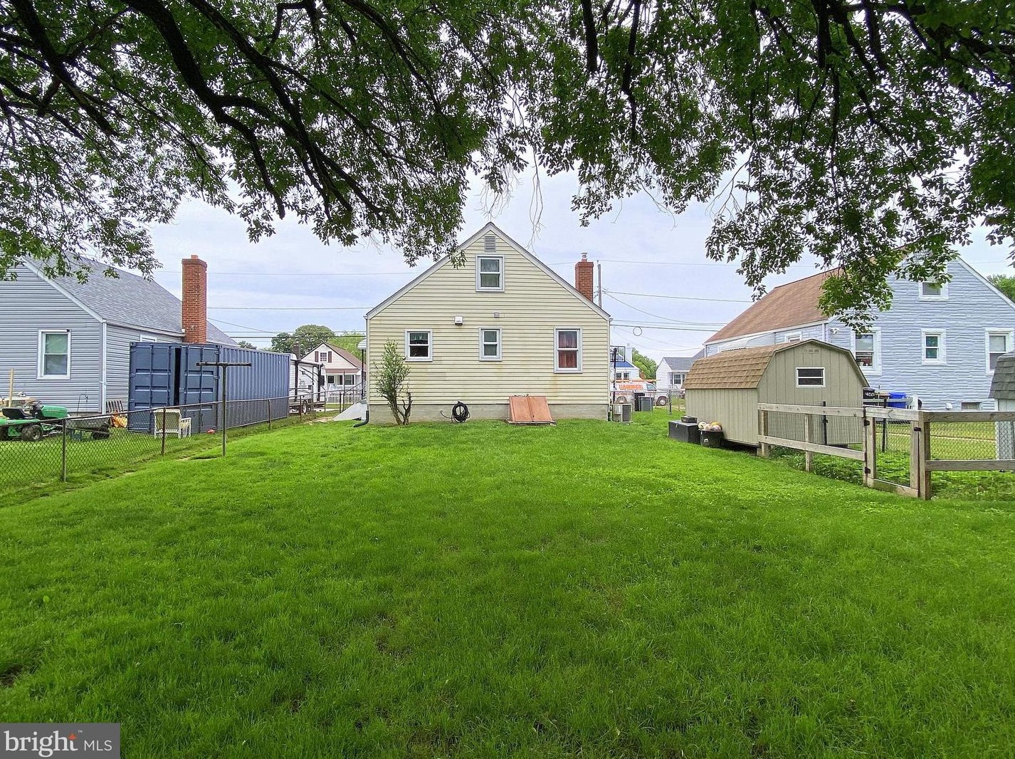 404 Taylor Ave, Baltimore MD 21228-2200 exterior