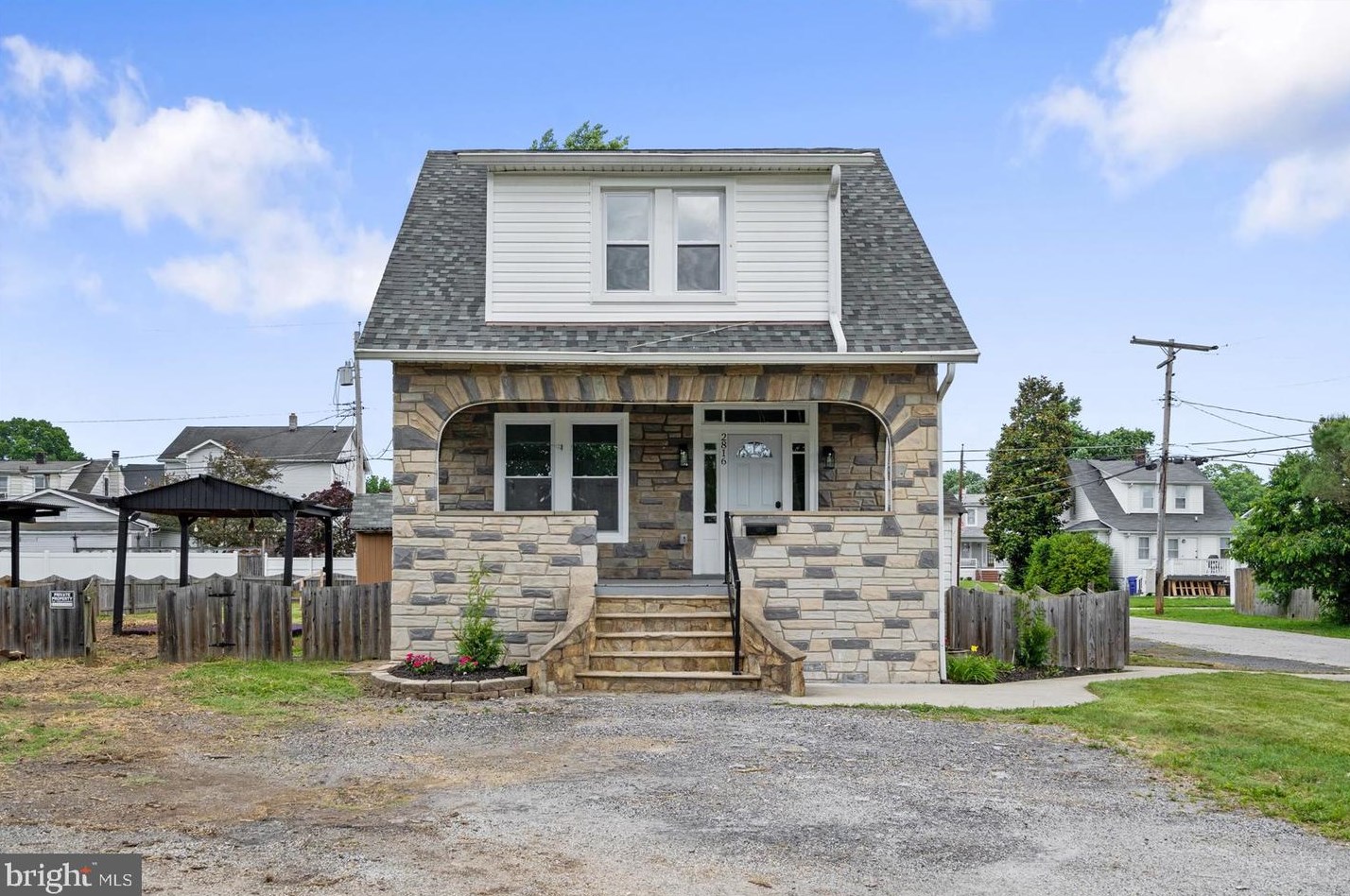 2816 New York Ave, Baltimore MD 21227-3727 exterior