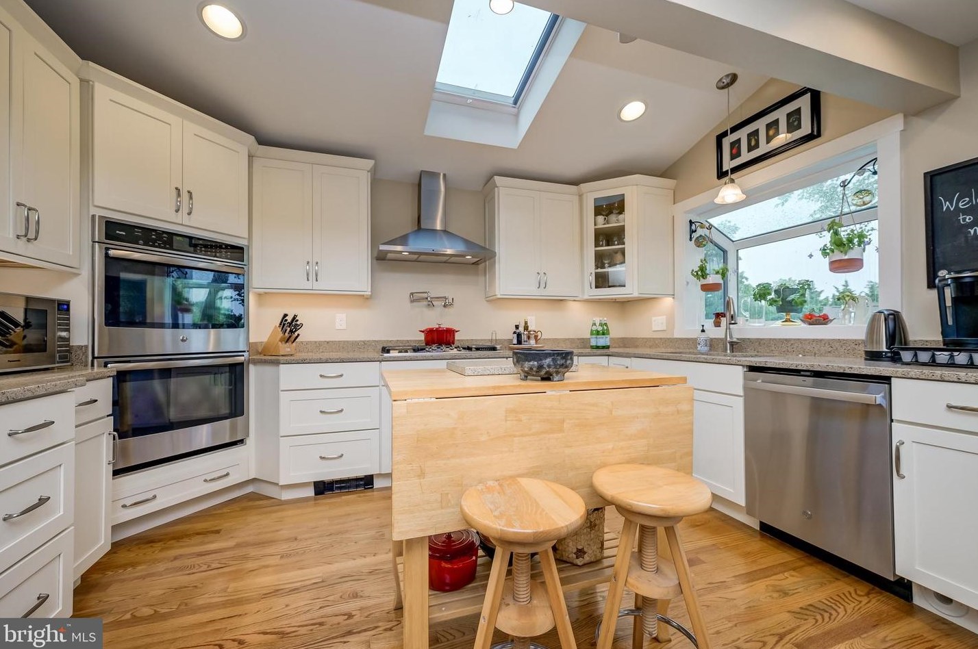 139 Newburg Ave, Baltimore MD 21228-5108 exterior