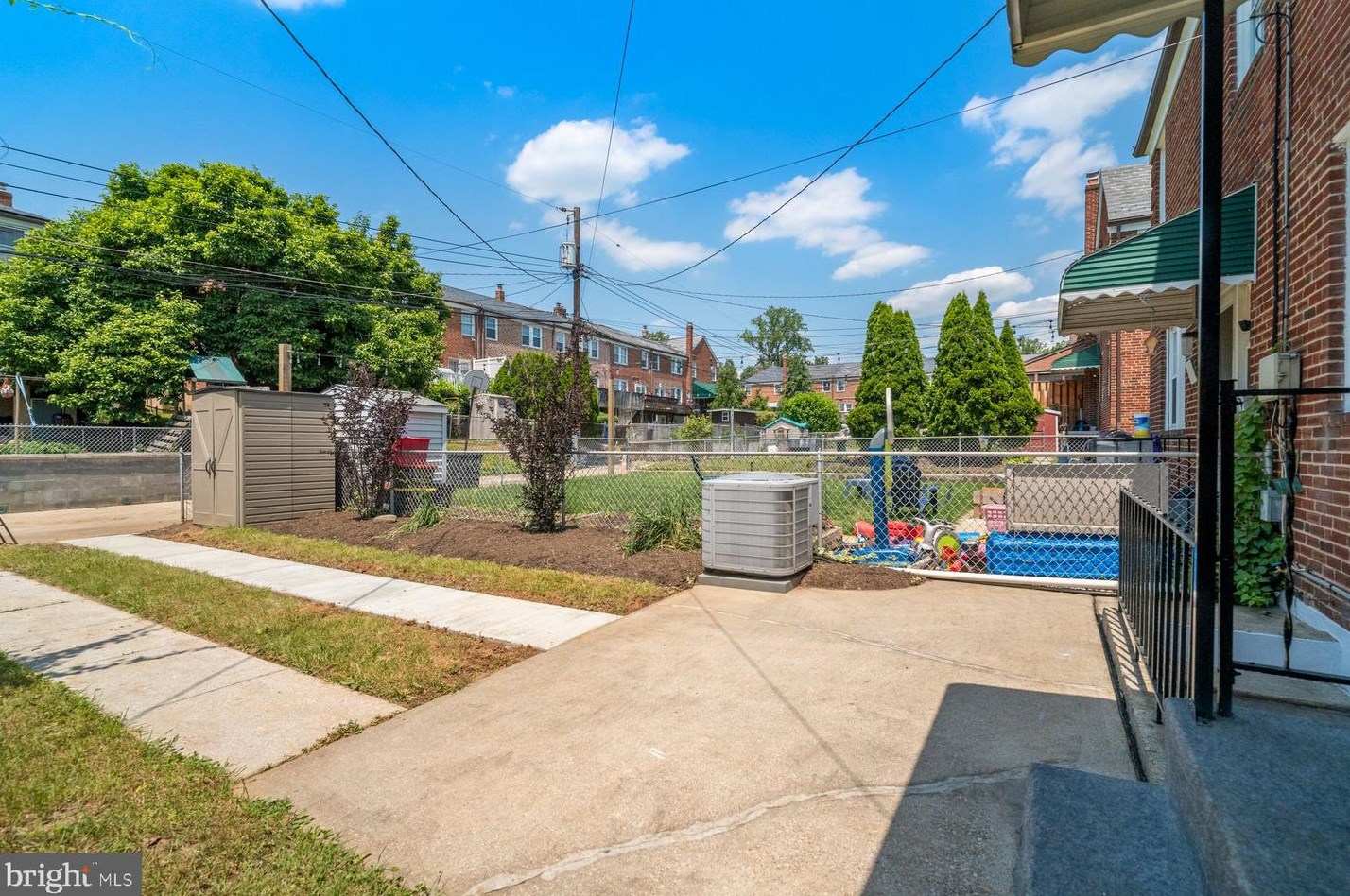 418 Stratford Rd, Baltimore MD  21228-1846 exterior