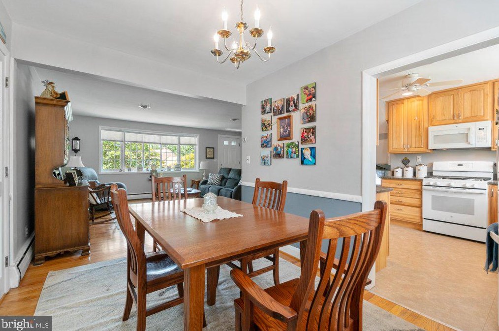 301 Roanoke Dr, Baltimore MD 21228-4243 exterior