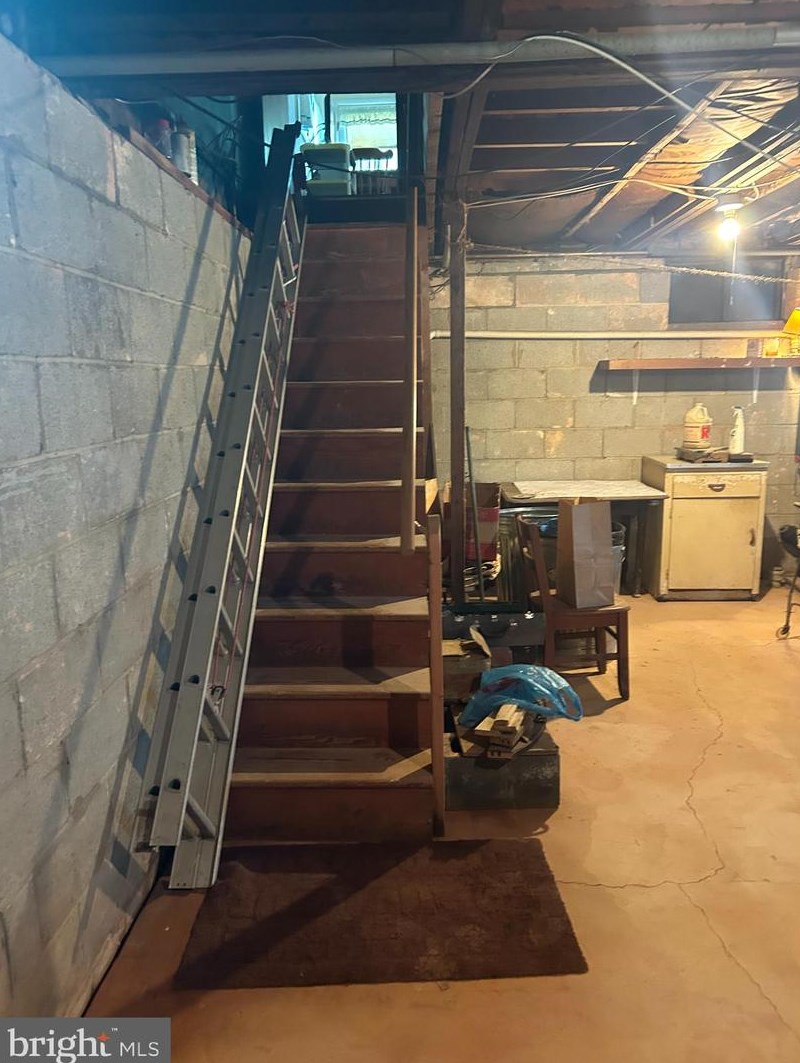 4 Manifold Ct, Baltimore MD 21220-3531 exterior