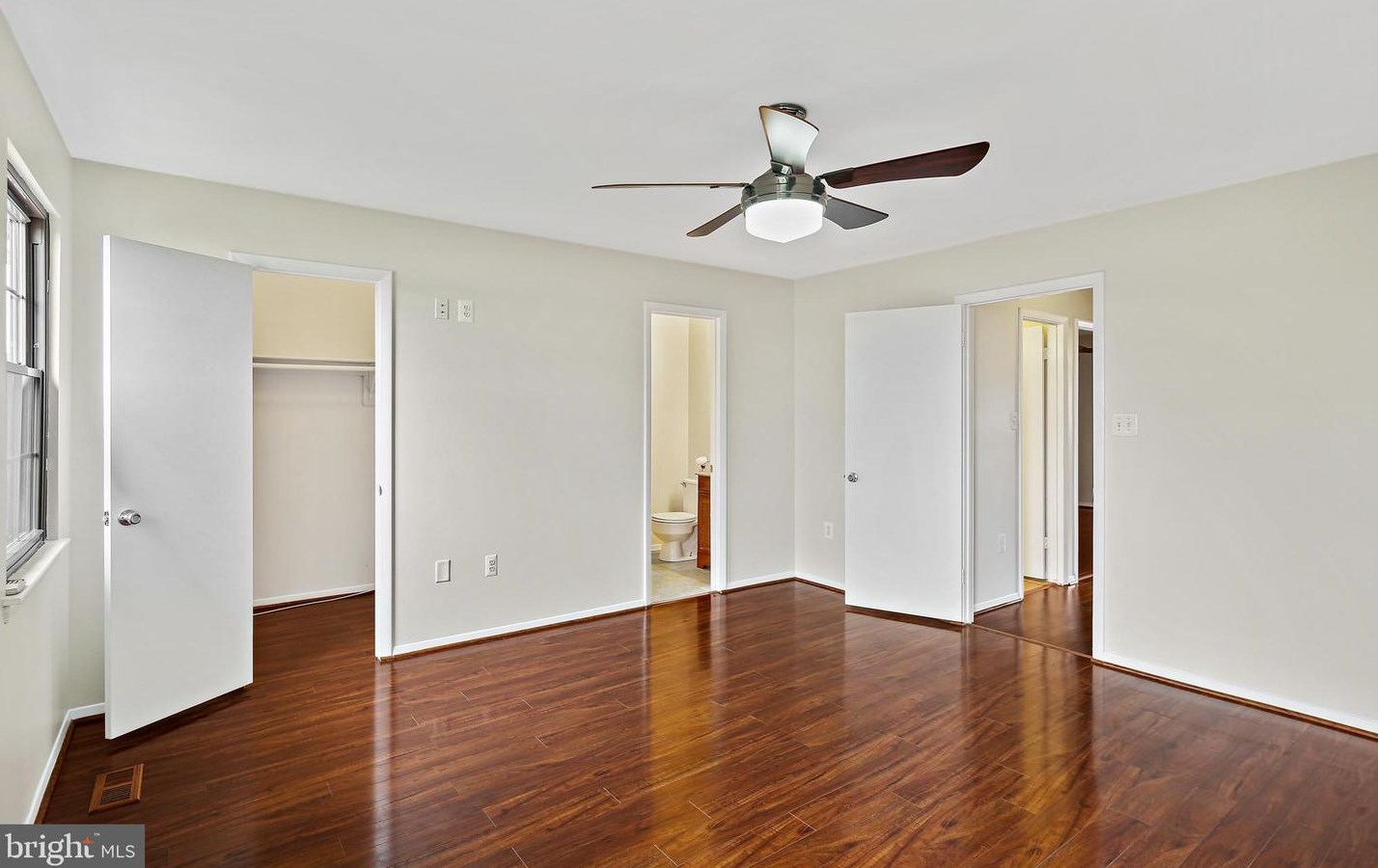 11 Heather Hl Rd, Baltimore MD  21228-6101 exterior