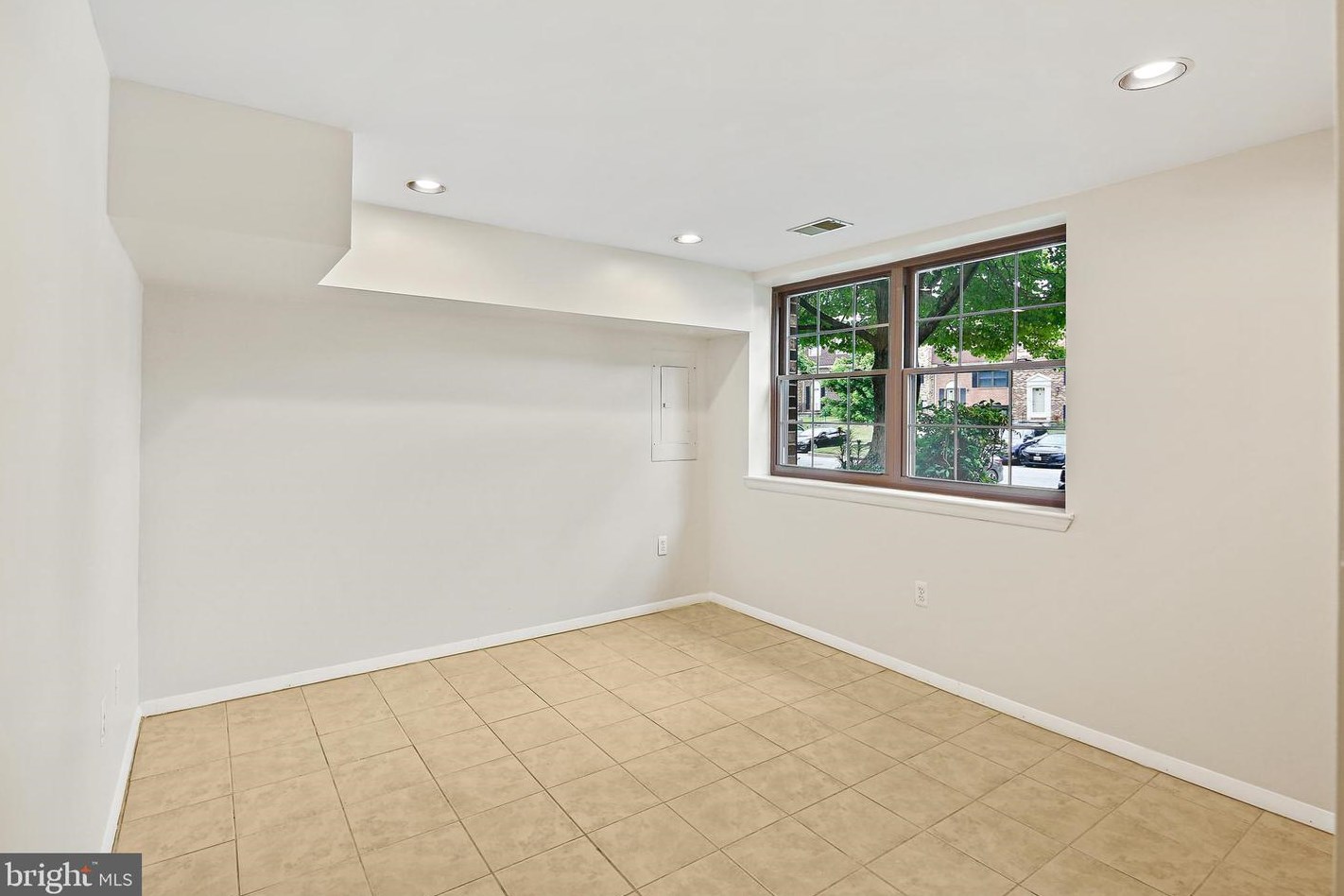 11 Heather Hl Rd, Baltimore MD  21228-6101 exterior