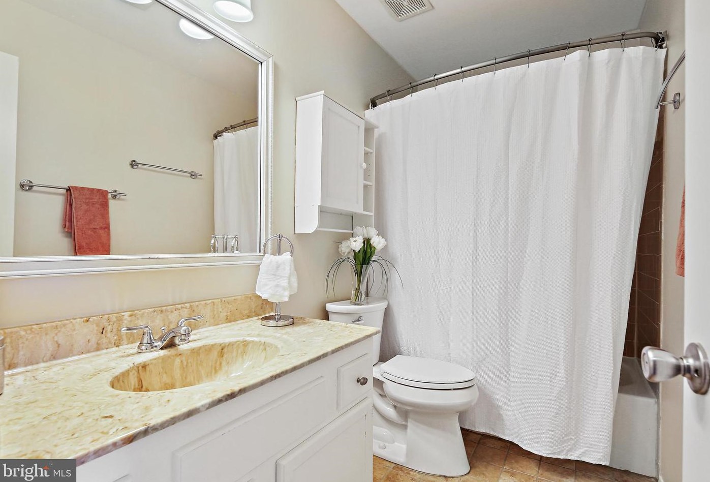 11 Heather Hl Rd, Baltimore MD  21228-6101 exterior