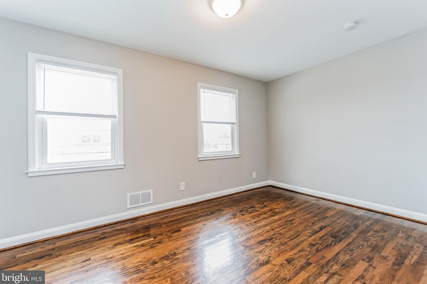 3422 Dunran Rd, Baltimore MD 21222-5946 exterior