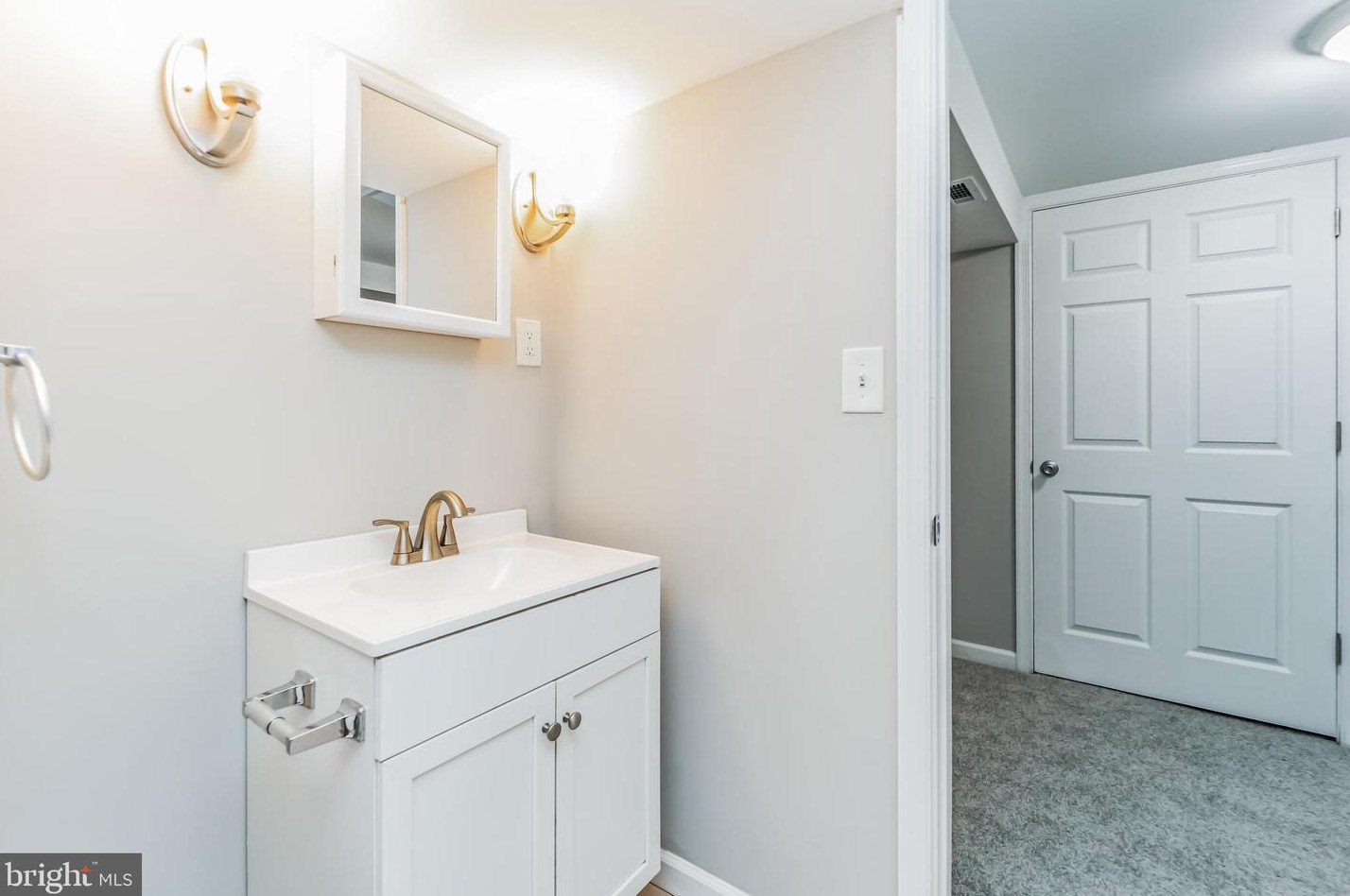 3422 Dunran Rd, Baltimore MD 21222-5946 exterior