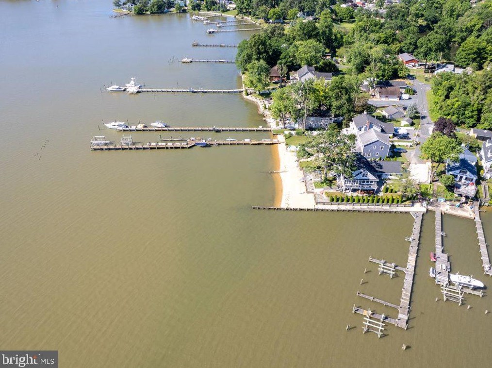 2227 Wicomico Rd, Baltimore MD  21221-1545 exterior