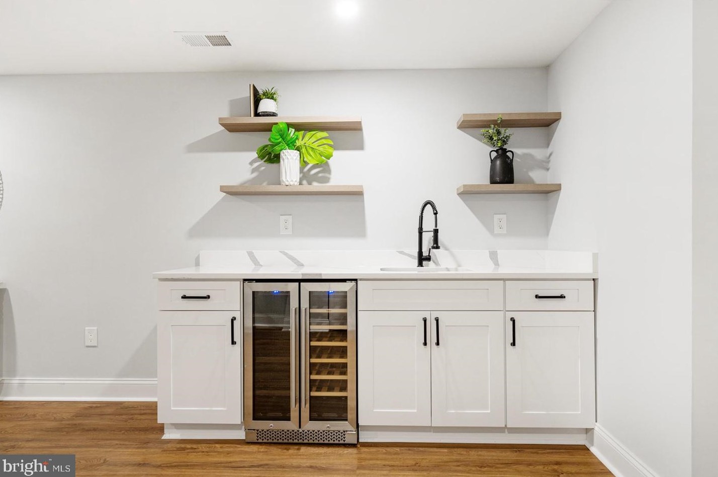 904 Stevenson Ln, Baltimore MD  21286-7916 exterior