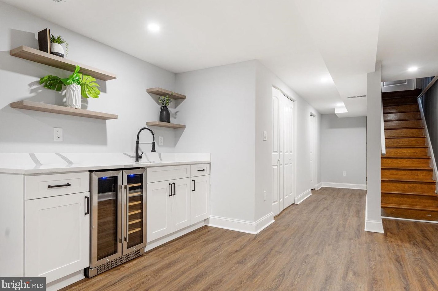 904 Stevenson Ln, Baltimore MD  21286-7916 exterior