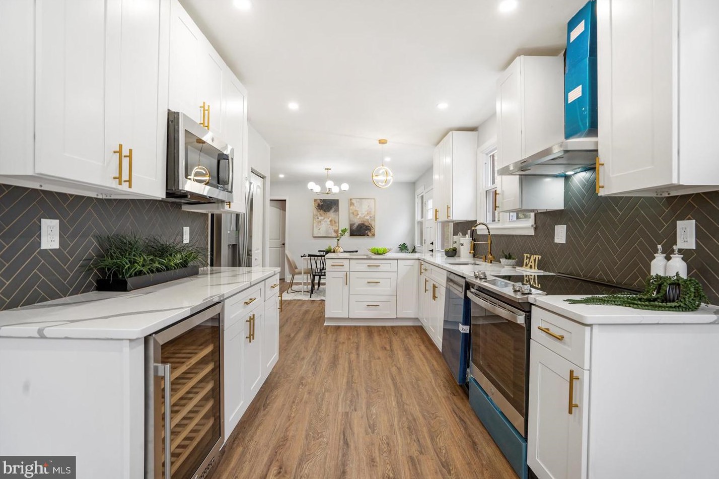 904 Stevenson Ln, Baltimore MD  21286-7916 exterior