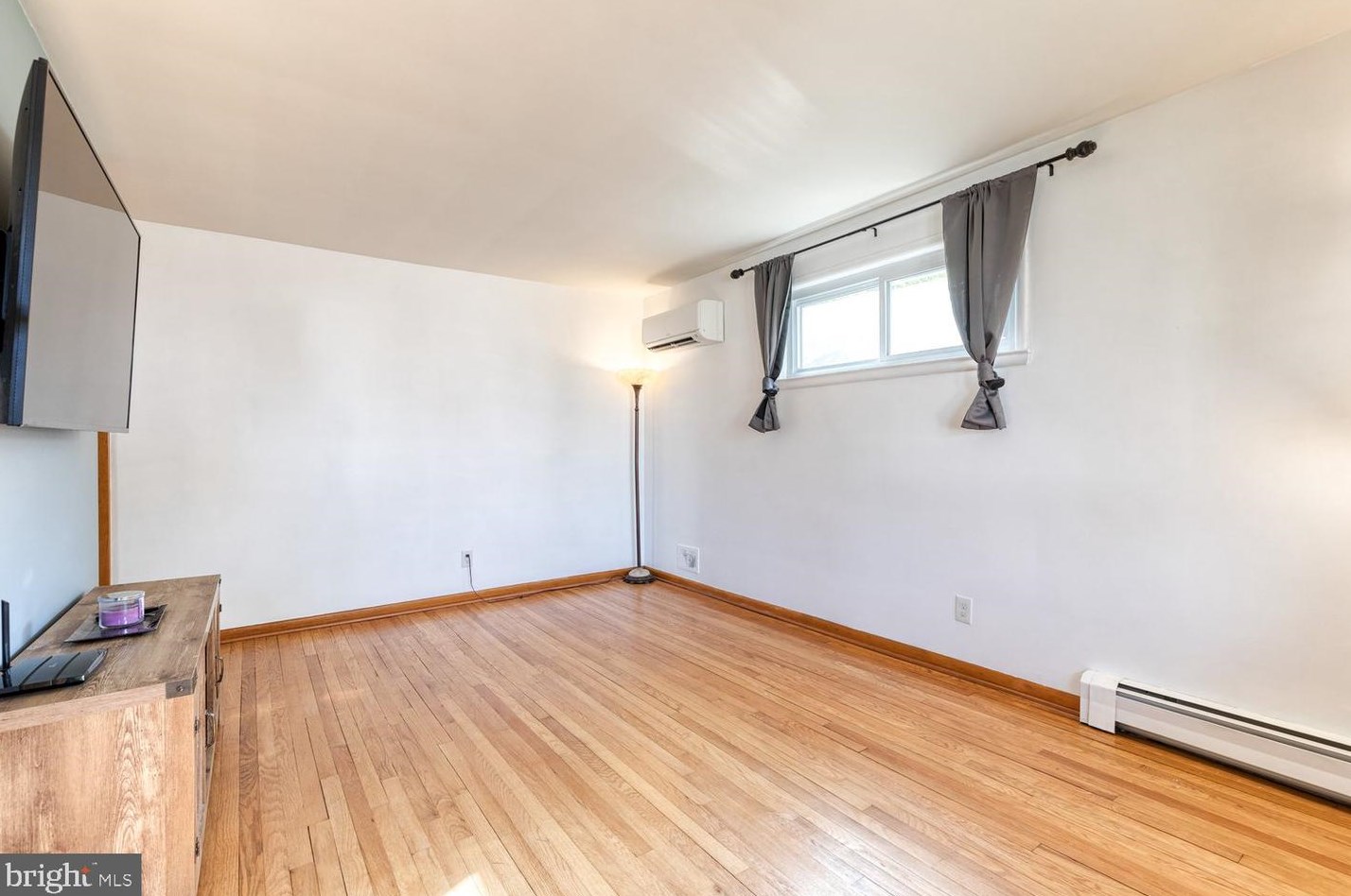 322 Savannah Rd, Baltimore MD 21221-4813 exterior