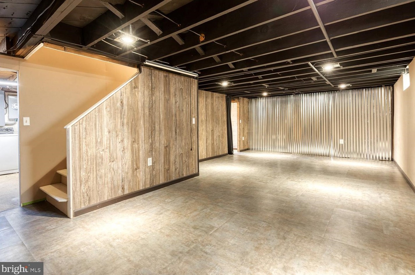 322 Savannah Rd, Baltimore MD 21221-4813 exterior