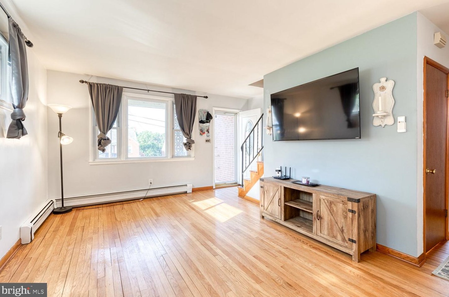 322 Savannah Rd, Baltimore MD 21221-4813 exterior