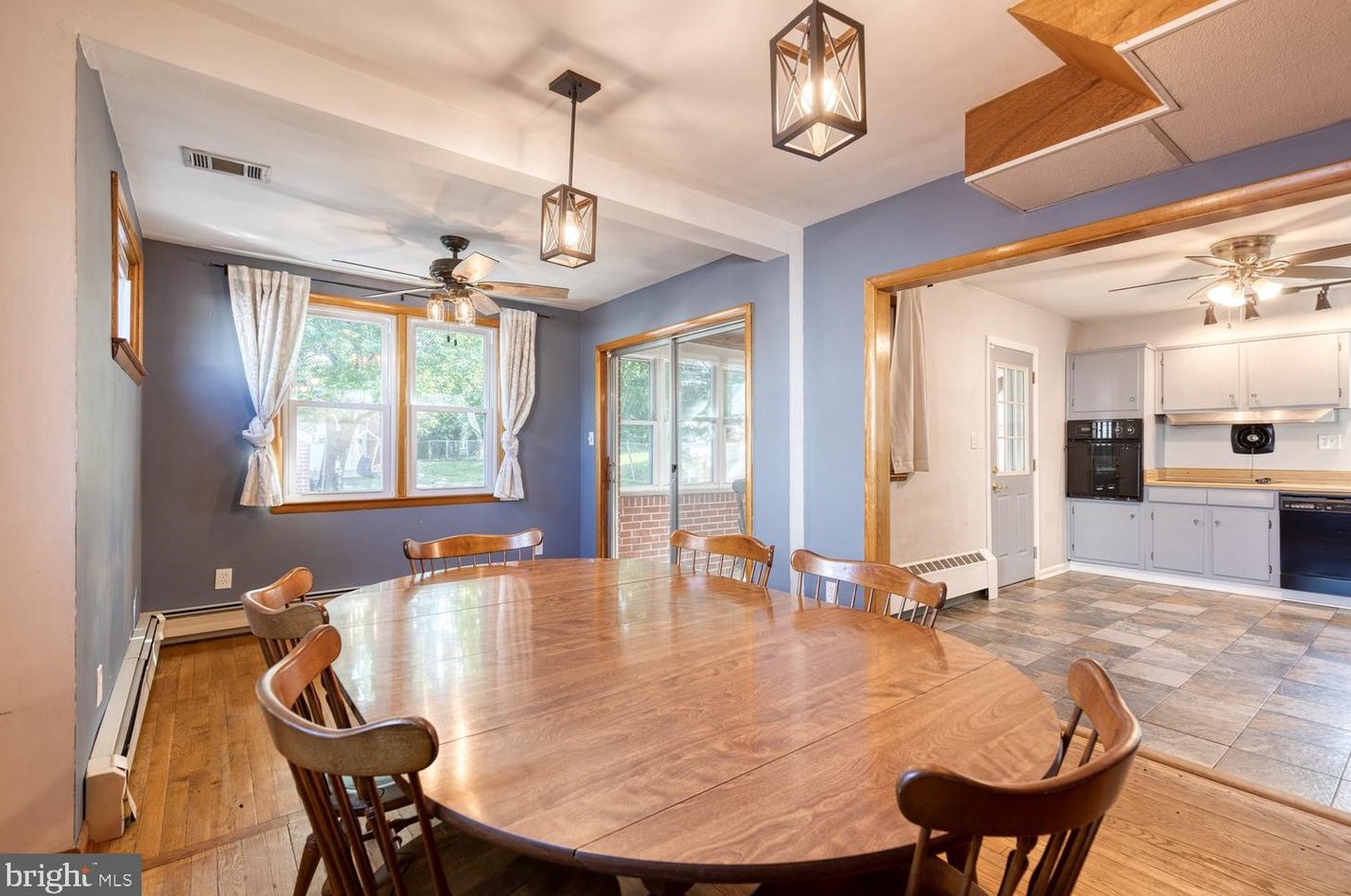 322 Savannah Rd, Baltimore MD 21221-4813 exterior