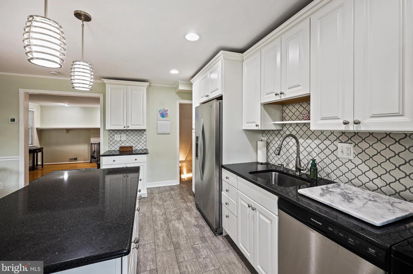 8301 Pleasant Plains Rd, Baltimore MD  21286-8240 exterior