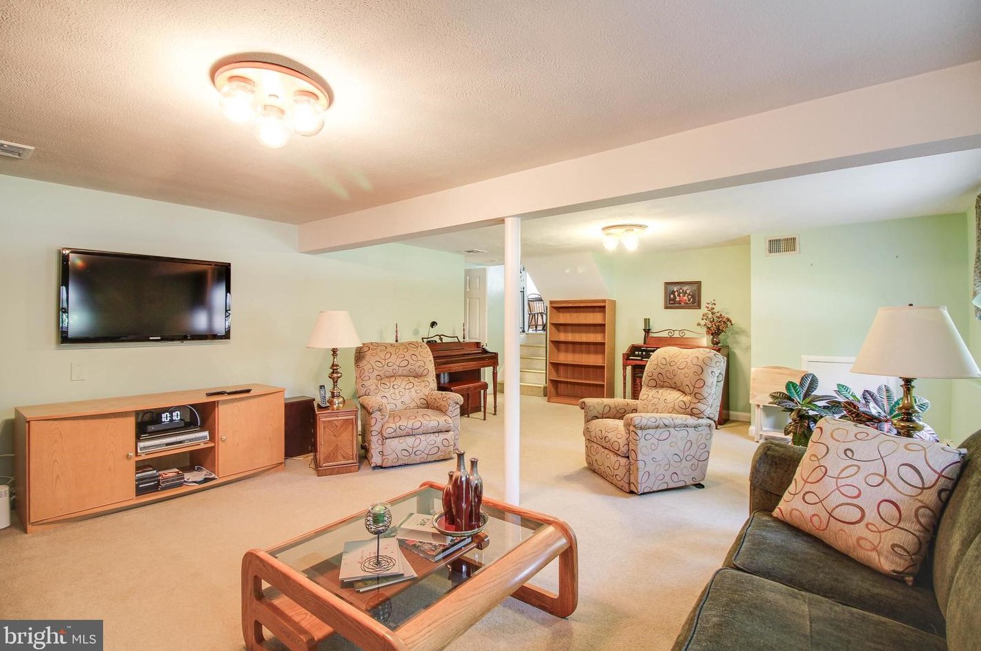 1922 Drummond Rd, Baltimore MD  21228-4206 exterior