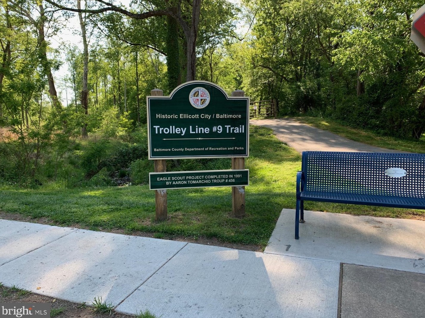 1922 Drummond Rd, Baltimore MD  21228-4206 exterior