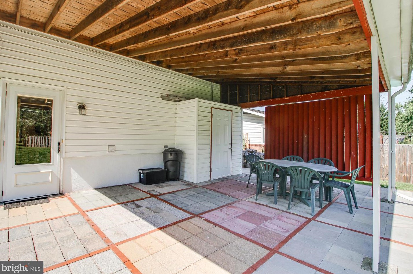 1922 Drummond Rd, Baltimore MD  21228-4206 exterior