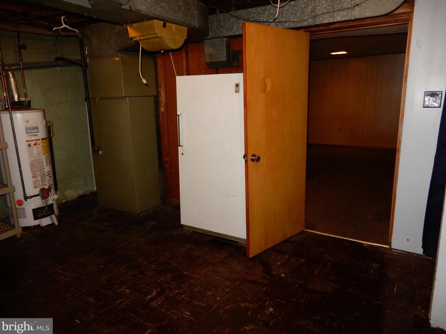 7223 Bridgewood Dr, Baltimore MD  21224-1901 exterior