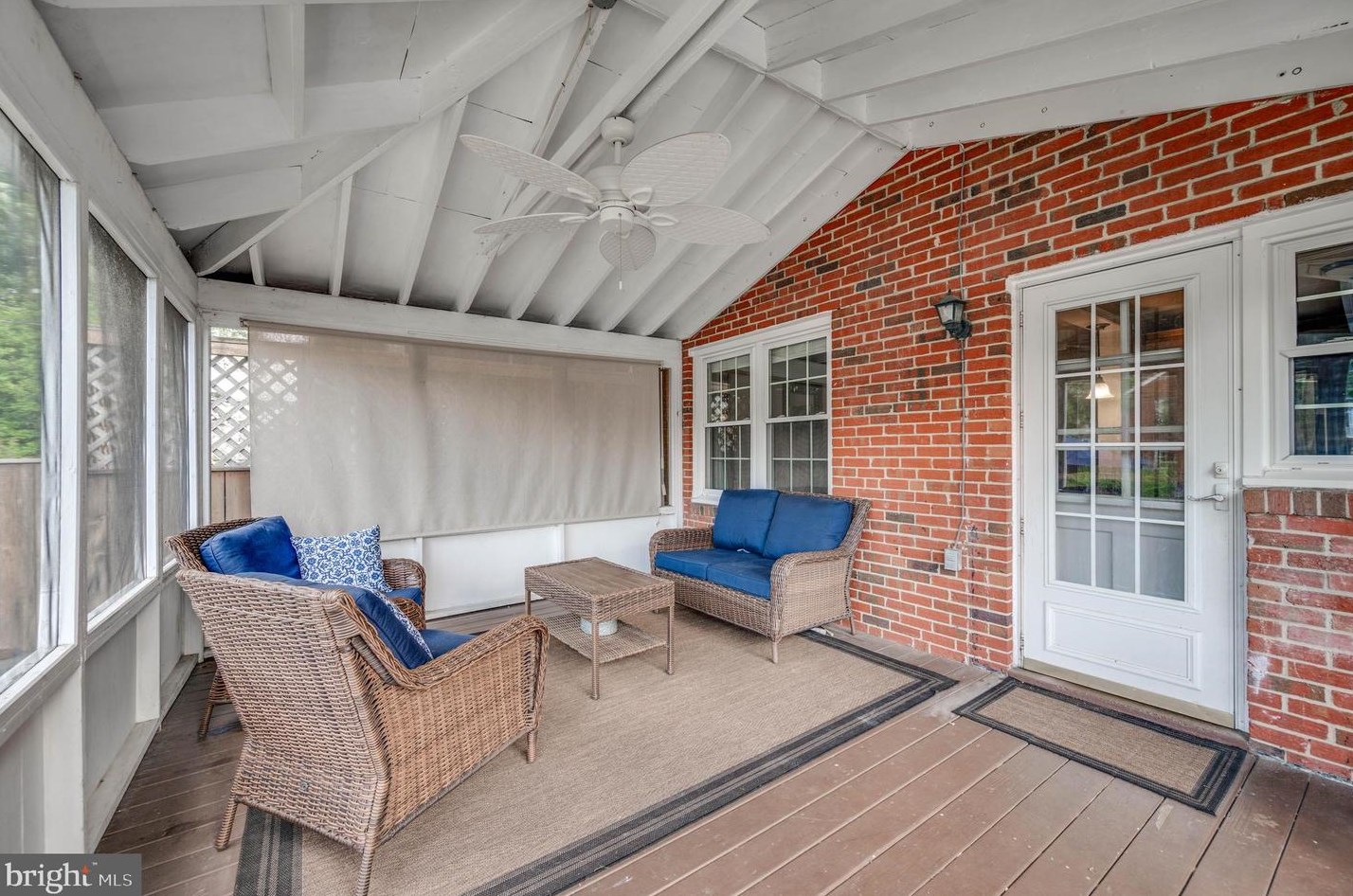 1516 Cottage Ln, Baltimore MD 21286-8012 exterior