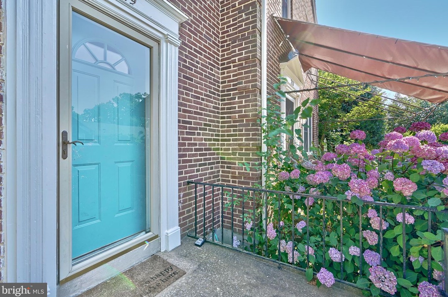 219 Stanmore Rd, Baltimore MD  21212-1135 exterior