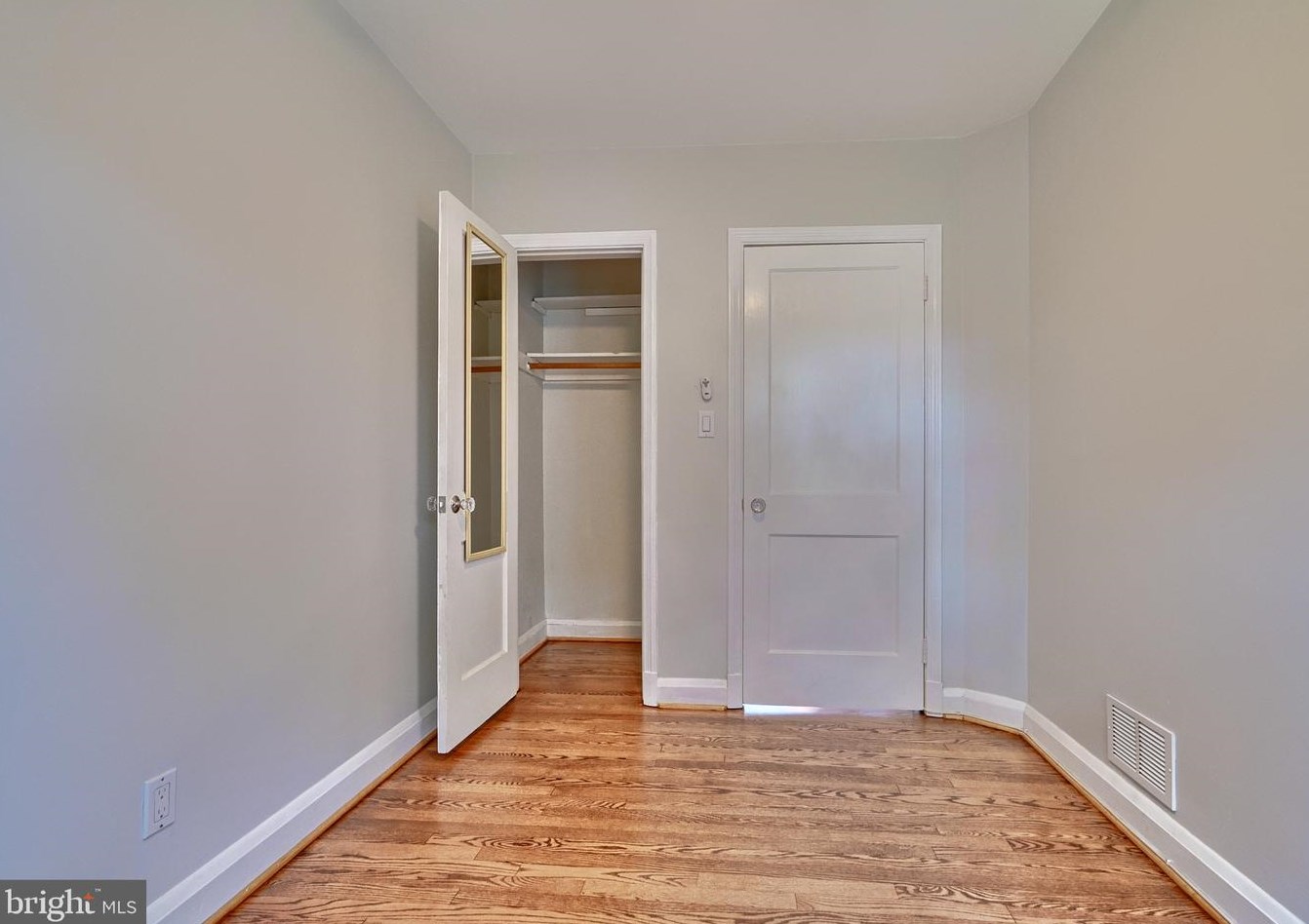 219 Stanmore Rd, Baltimore MD  21212-1135 exterior