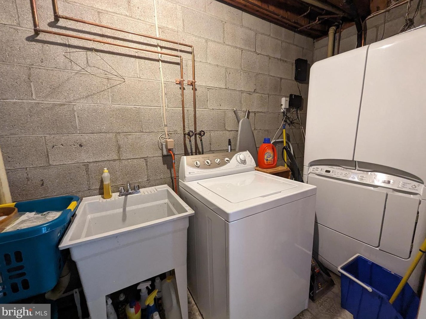 3688 Double Rock Ln, Baltimore MD  21234-4223 exterior