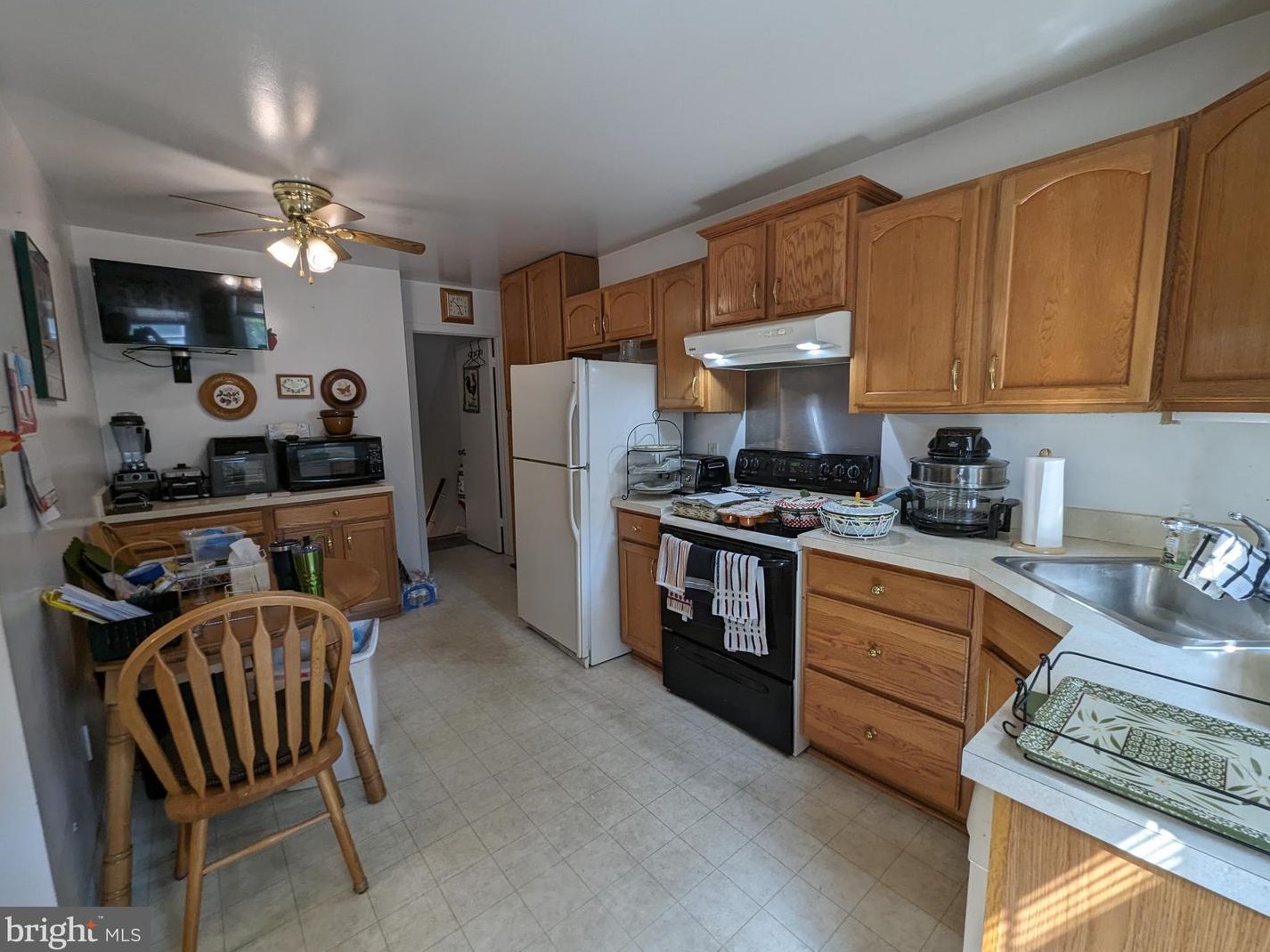 3688 Double Rock Ln, Baltimore MD  21234-4223 exterior