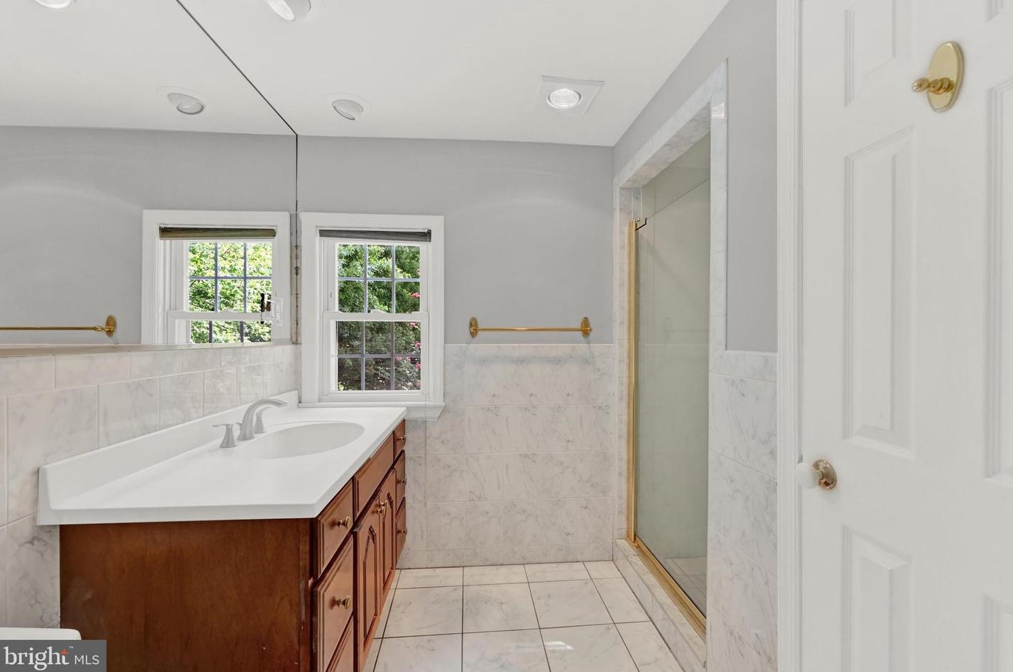 311 Linden Ave, Baltimore MD 21227-2449 exterior