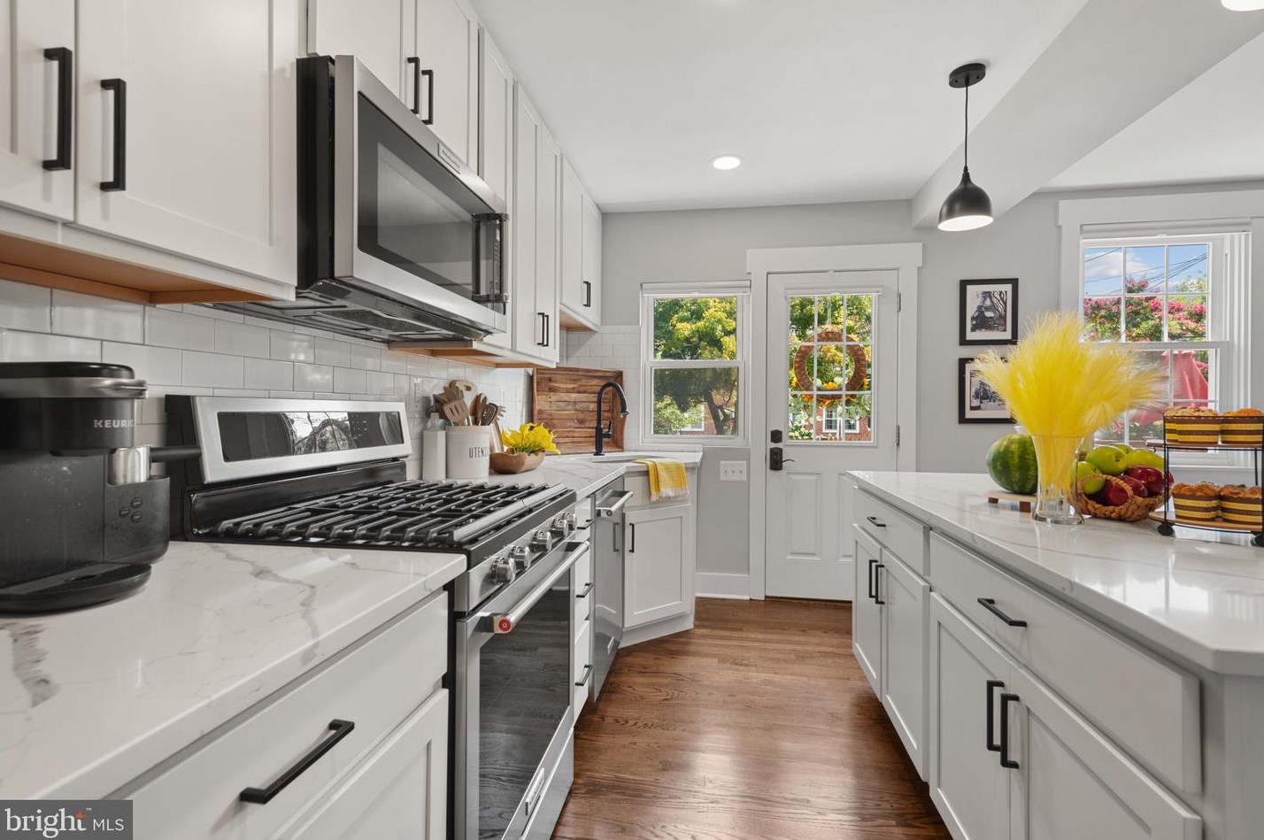 203 Blenheim Rd, Baltimore MD  21212-1704 exterior