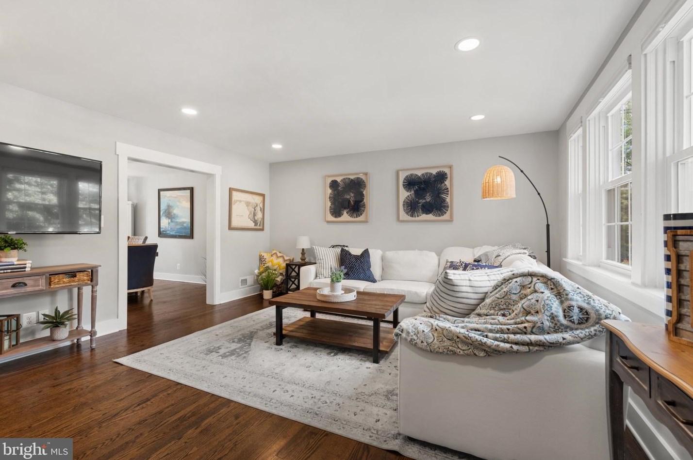 203 Blenheim Rd, Baltimore MD  21212-1704 exterior