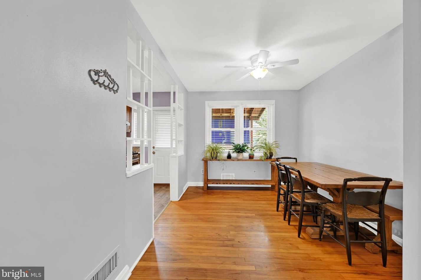 8356 Edgedale Rd, Baltimore MD  21234-5012 exterior