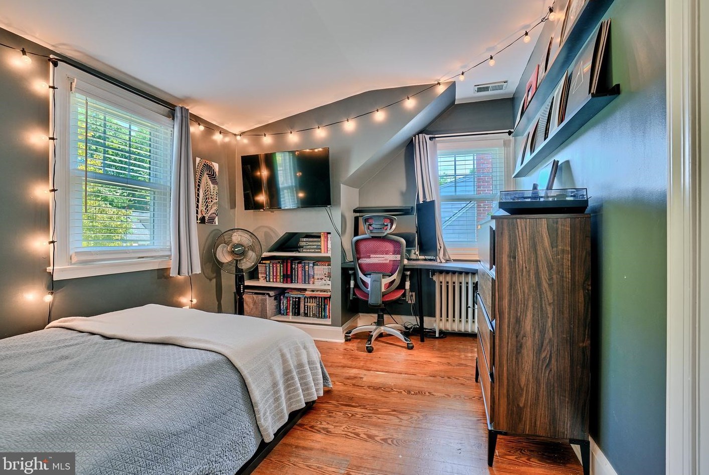 725 Dunkirk Rd, Baltimore MD  21212-2005 exterior