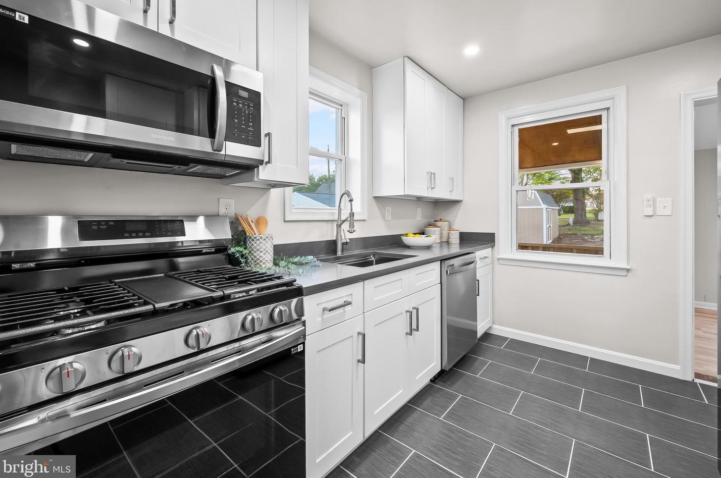 5720 Cynthia Ter, Baltimore MD  21206-3006 exterior