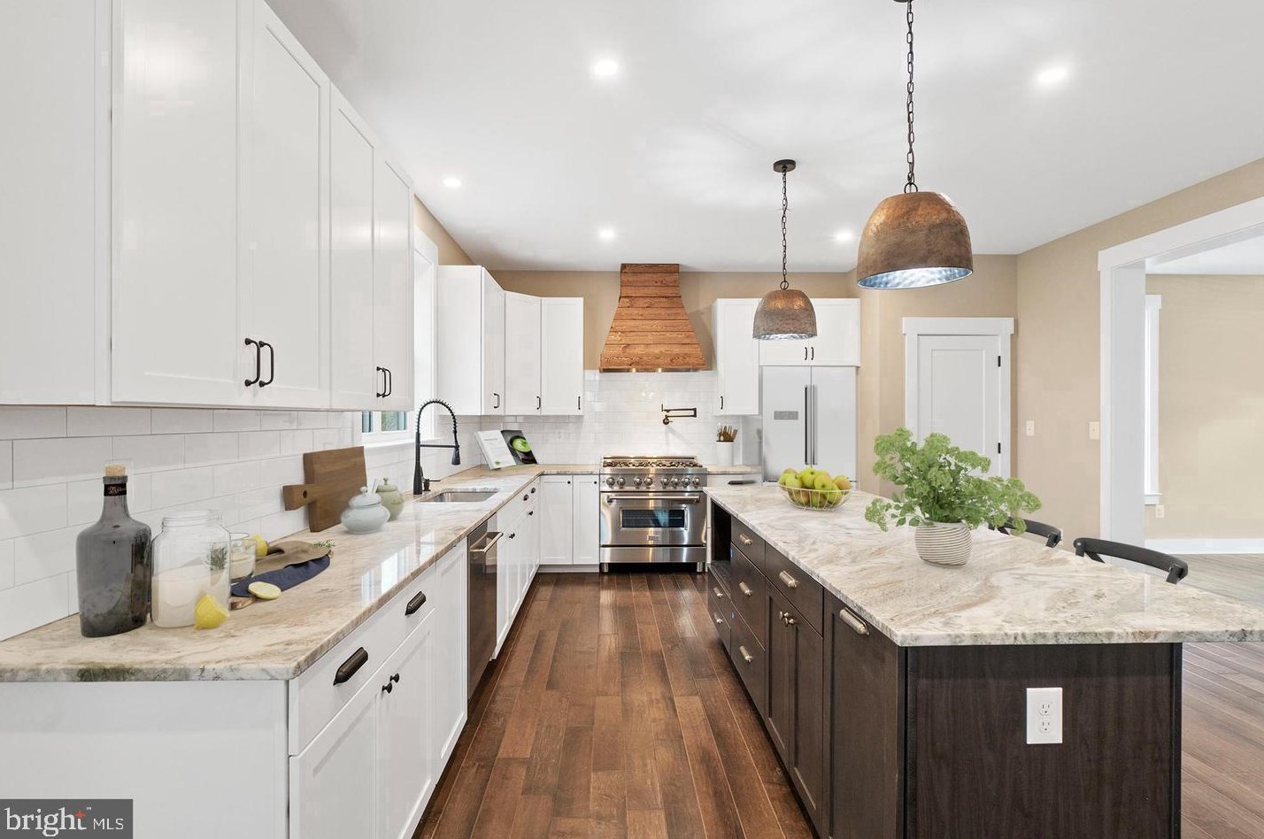 4507 Old Court Rd, Baltimore MD 21208-2347 exterior