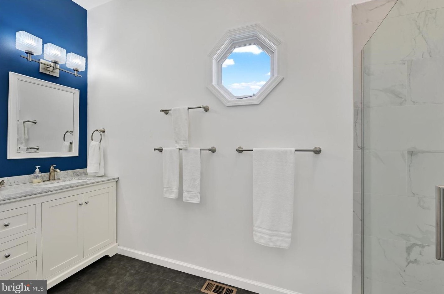 9746 Magledt Rd, Baltimore MD  21234-1822 exterior