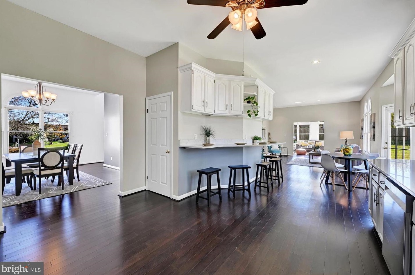 9746 Magledt Rd, Baltimore MD  21234-1822 exterior