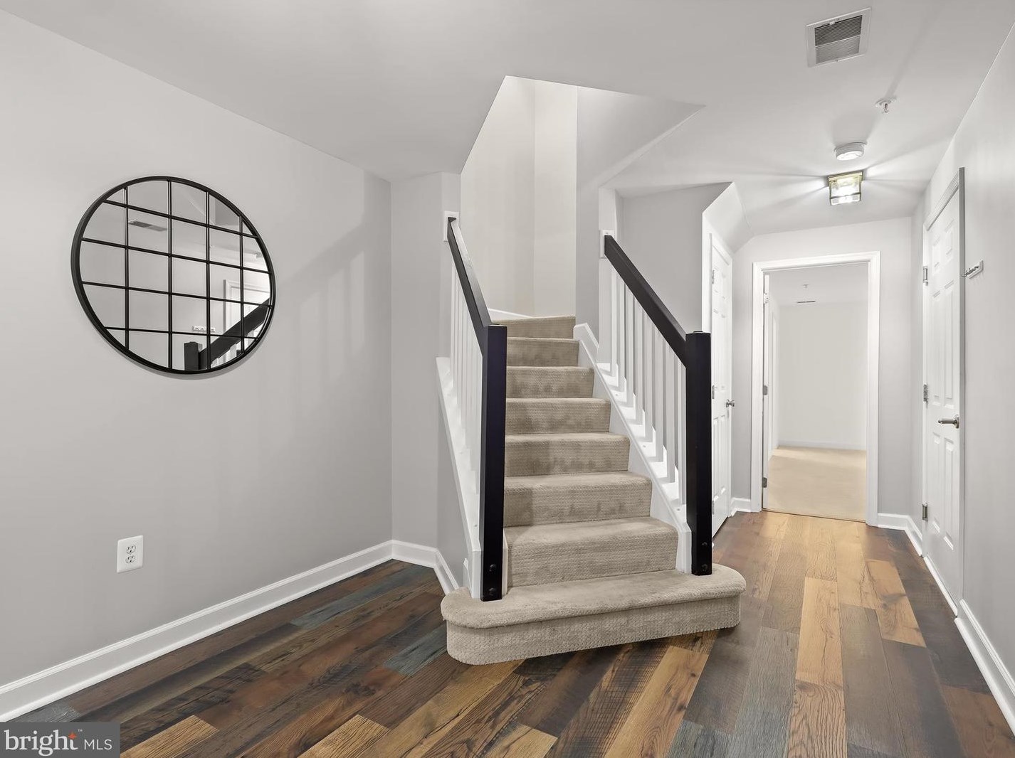 17 Stridesham Ct, Baltimore MD  21209-5301 exterior